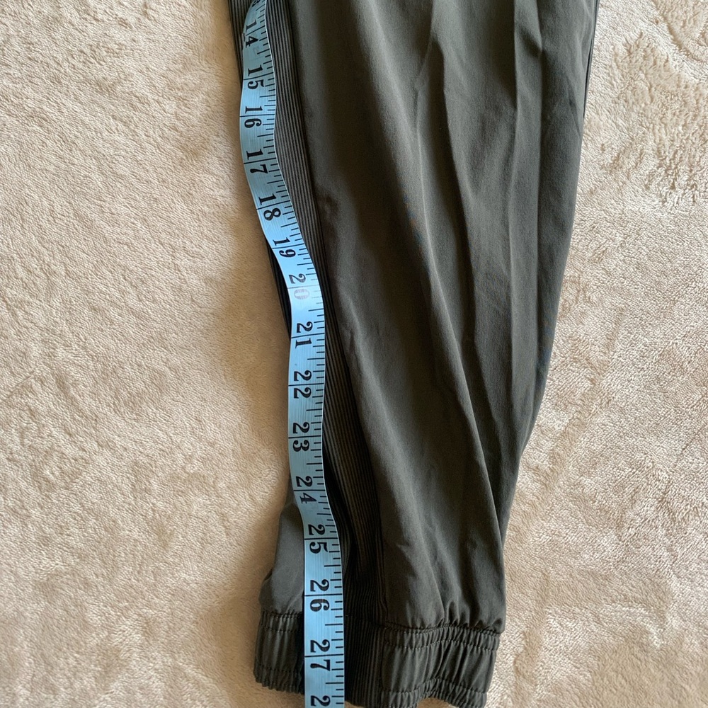 Athleta Plus size 14 The Brooklyn Jogger Pants in Dark Green - Picture 8 of 11